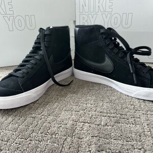 Nike Mid Blazers